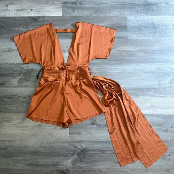 Forever 21 Romper Playsuit Golden Orange Light Brown NWOT - Picture 5 of 11